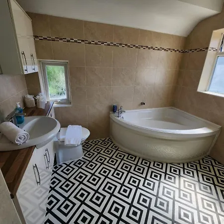 Solihull Shared House Guest house *
