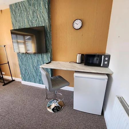 Solihull Shared House * Acocks Green